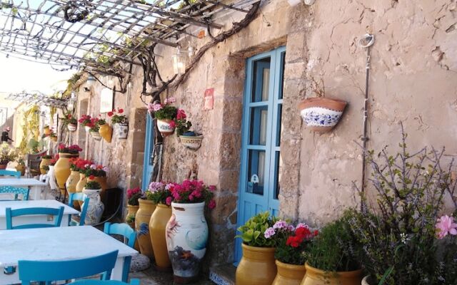 Bed and breakfast ù canzu rooms
