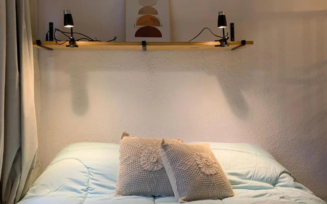 Comodo monoambiente bien ubicado en Cordon