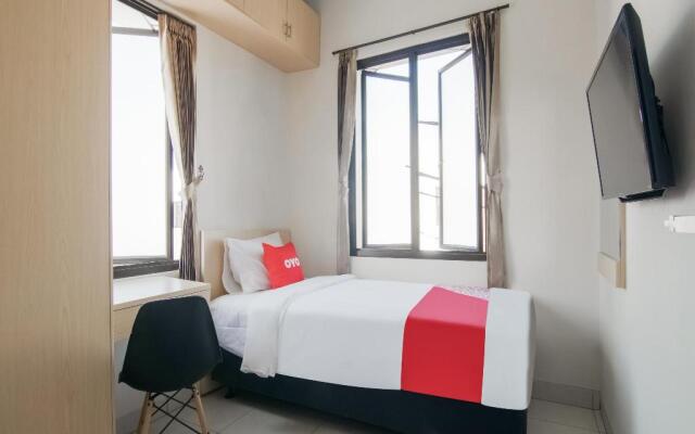 OYO 3824 Columbus Residence J1