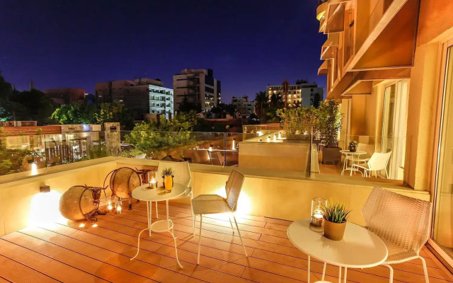 ALQasr Metropole Hotel
