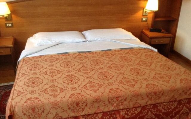 Hotel Saini