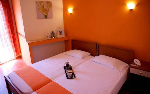 Efstratios Hotel