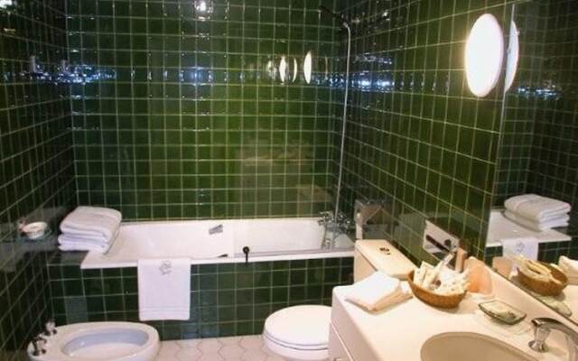 Château des Forgets Hotel