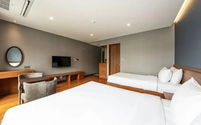 The Hill House Yangpyeong