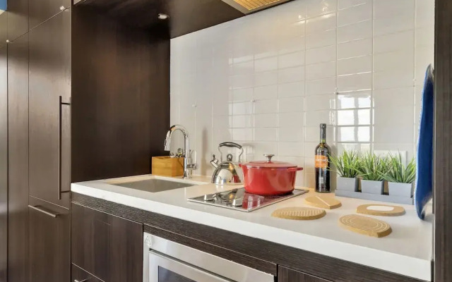 QuickStay - Elegance in Yorkville (Yonge & Bloor)