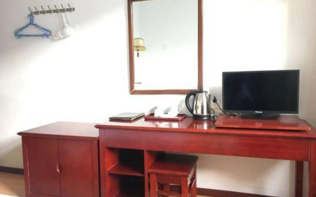 Beijing Dahua Road Hotel