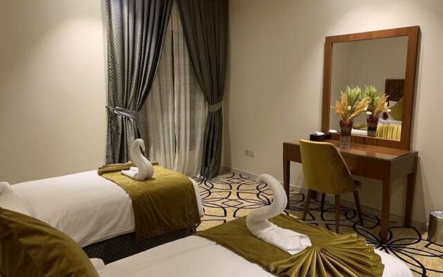 Lotaz Hotel Suites Al Salamah