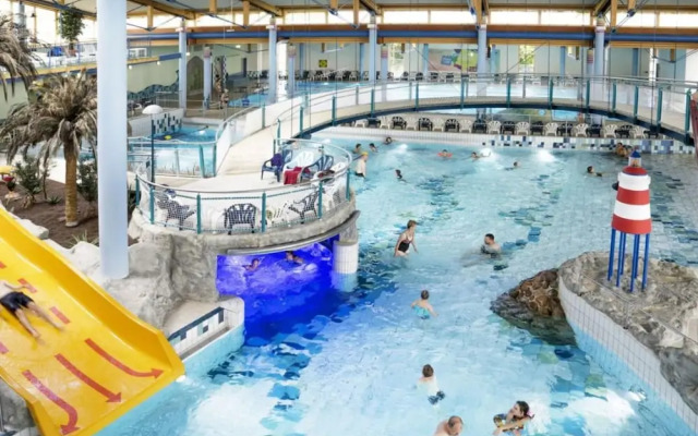 Nice Holiday Home With Port View