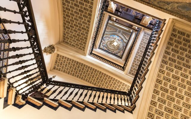 Отель Alfonso XIII, a Luxury Collection Hotel, Seville