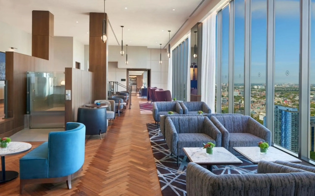 Sheraton Centre Toronto Hotel