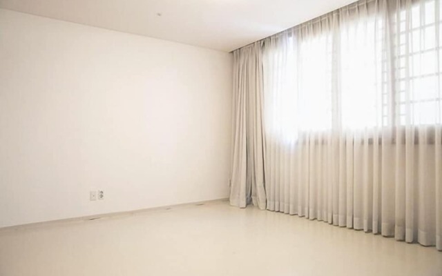 Elysian Gangchon Resort