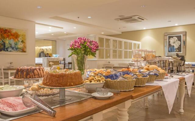 Astron Hotel Bauru by Nobile