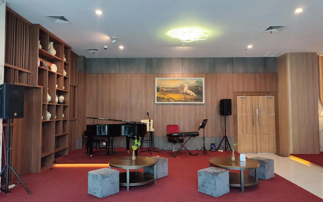 Unhas Hotel & Convention