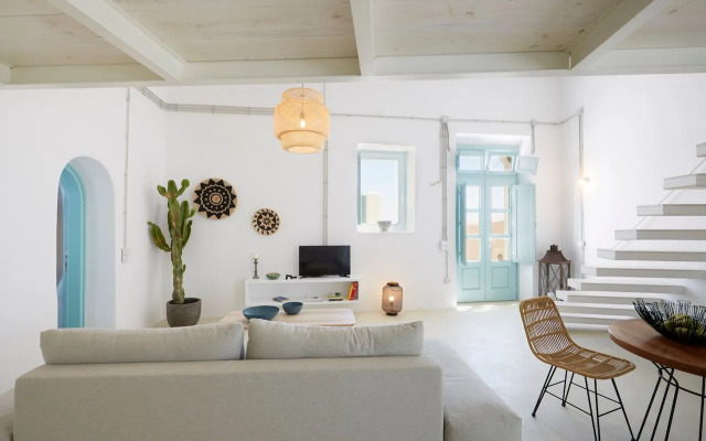Valsamo Suites