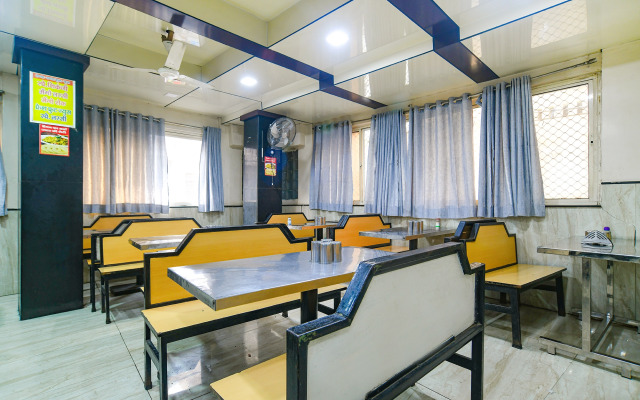 Fabhotel Satyug