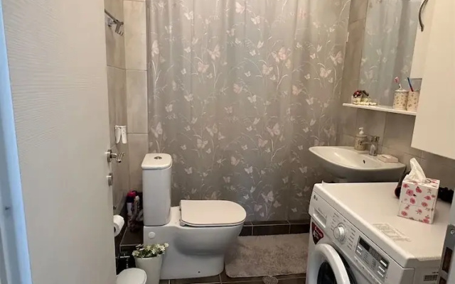 Olive Hill Apartment