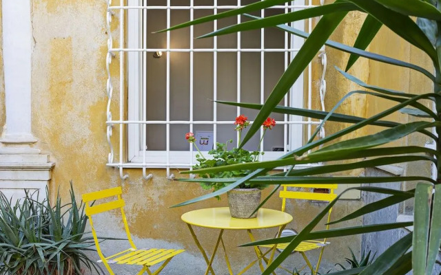 Flat 106M² 2 Bedrooms 1 Bathroom - Genoa