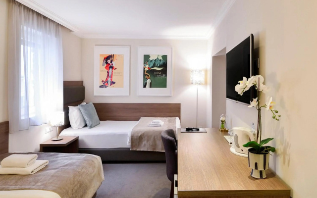 Hotel Opera Garni