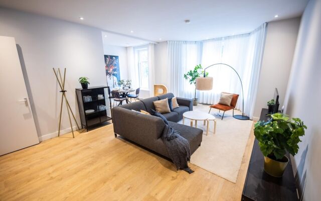 Spacious 2 Bedroom Serviced Apartments 71-77m2