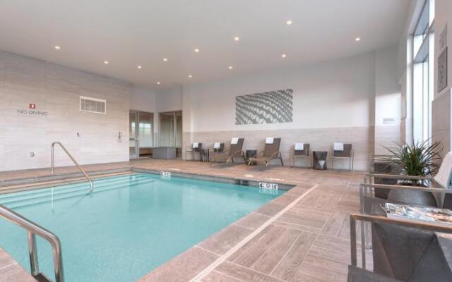 Ac Hotel Boston North