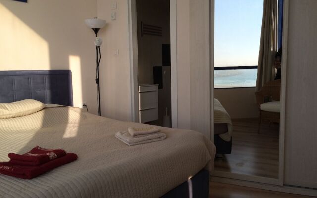 Ashdod Suites Beachfront apartment