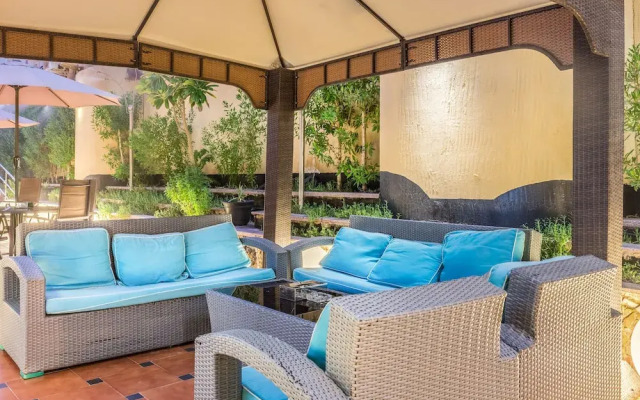 Almuhaidb Al Takhasosi Suites