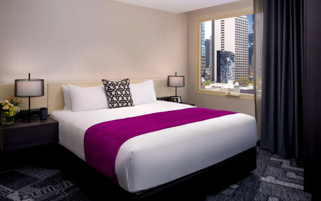 Pullman Melbourne City Centre