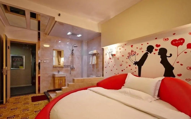 Super 8 Hotel Jinan Railway Station Square