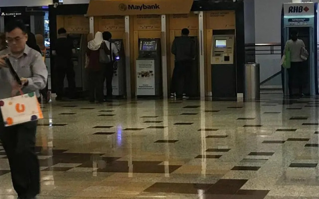 Raintree Service Suite At Times Square Kl