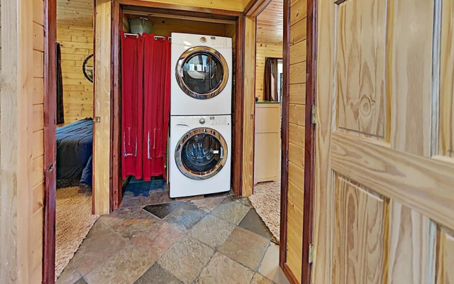 Hidden Forest Retreat