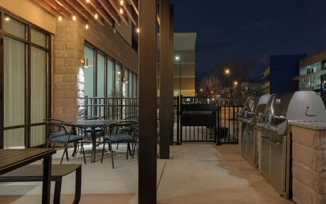 Fairfield Inn & Suites Cincinnati Oakley
