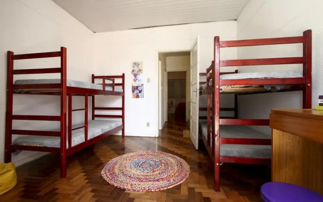 Hostel Acolá Diversão e Arte