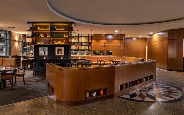 Mantra 2 Bond Street Sydney