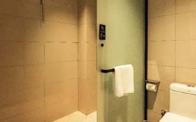 City convenient hotel (Luohe Huanghe Plaza store)