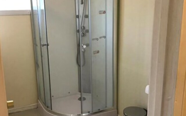 Refugio Bulnes Hostal