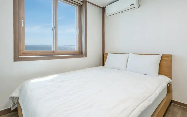 Yeosu Eoneumeosjinnal Pension