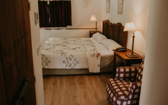 Hotel Posada de Valdezufre