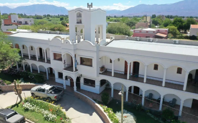 Hotel Portal del Santo