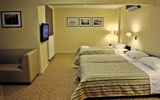 Kallirroe Hotel