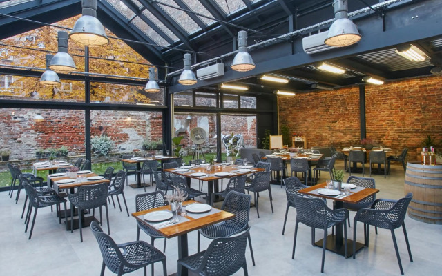 Arthotel Stalowa 52