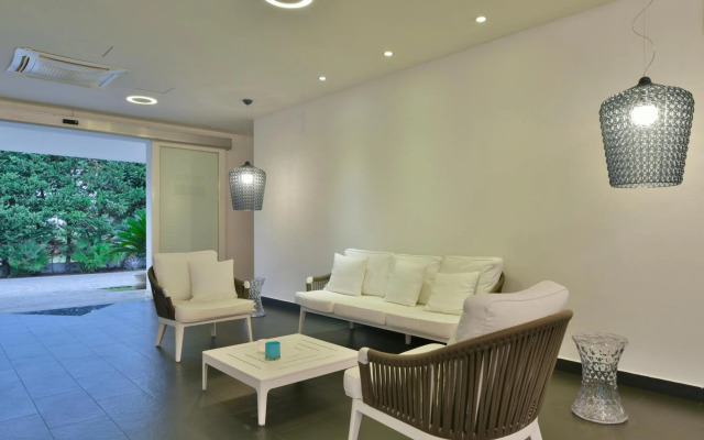Heracles Village Hotel