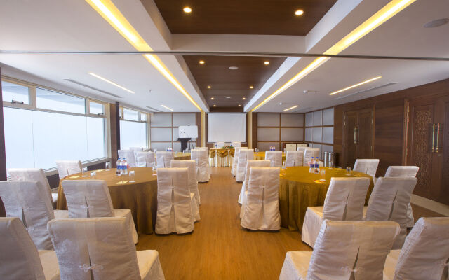 Fragrant Nature Munnar - A Classified Hotel