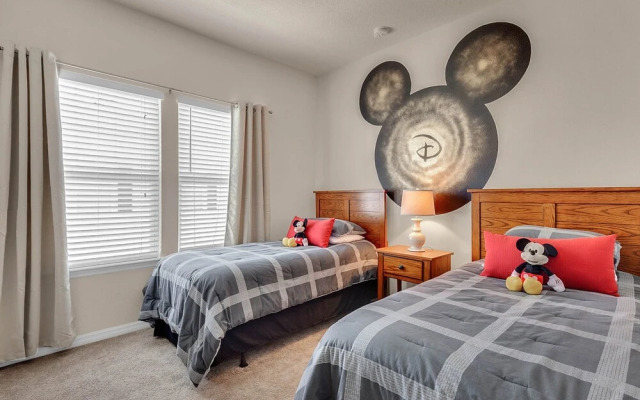 Lucaya Village 21-101