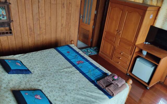 Hidden Holiday House