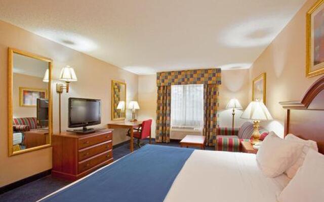 Holiday Inn Express Galesburg