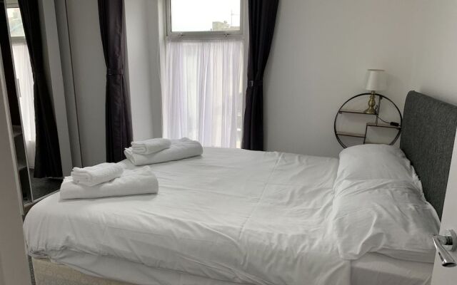 Central Plymouth Apartment