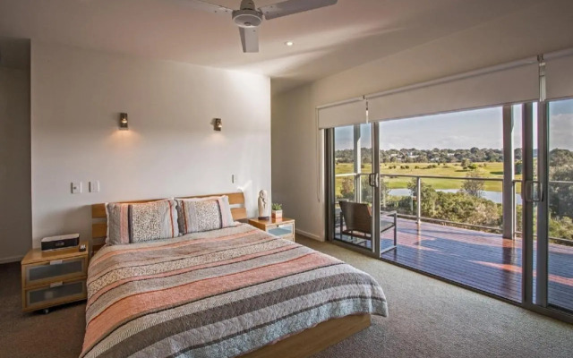 Saltwater Breeze Retreat