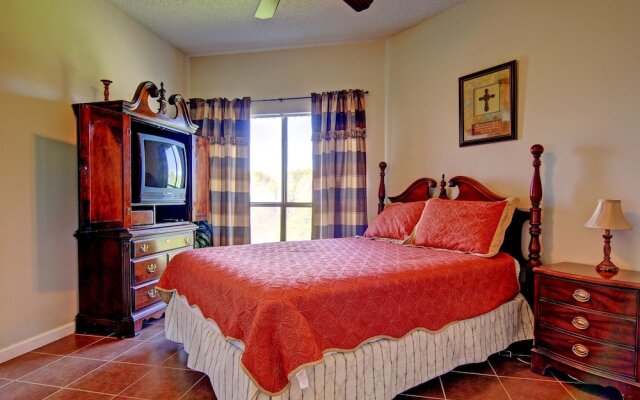 Inverness Condos 302