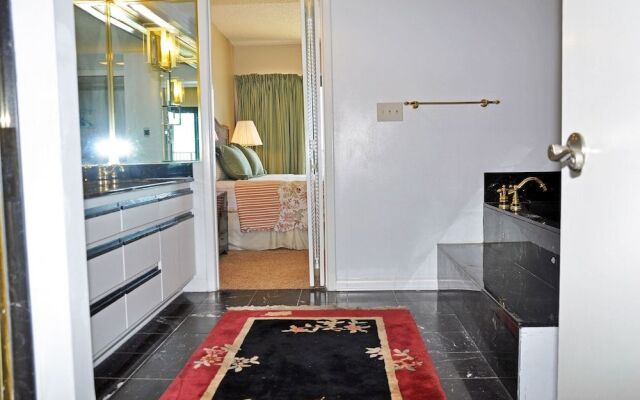 Springs Towers Unit 1006