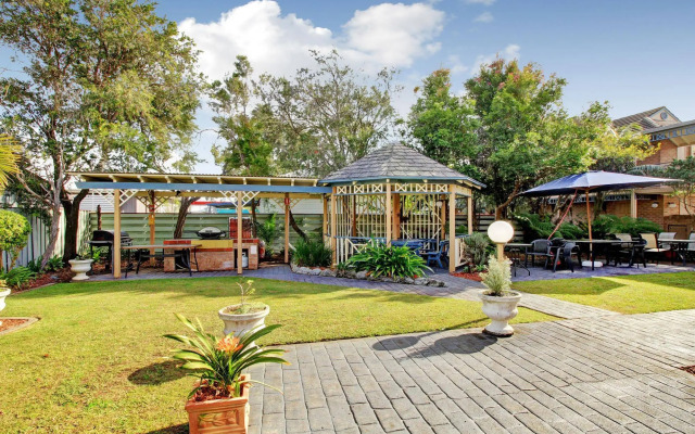 Town Beach Motor Inn